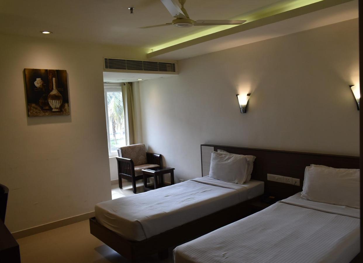 Hotel South Regency, Ernakulam Kochi Exterior photo
