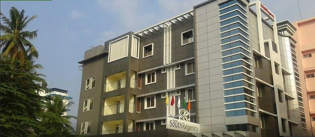 Hotel South Regency, Ernakulam Kochi Exterior photo