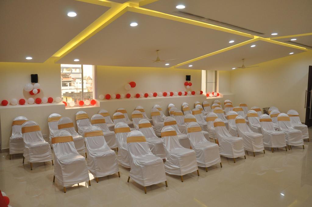 Hotel South Regency, Ernakulam Kochi Exterior photo